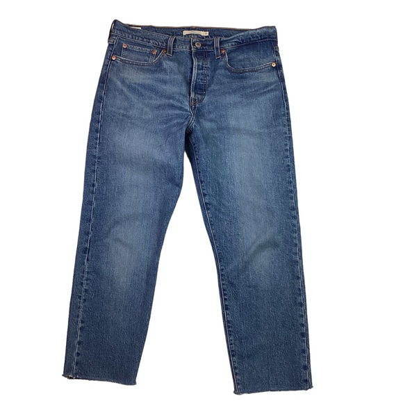Levi’s Premium Wedgie  Buttonfly Jeans - Picture 3 of 12